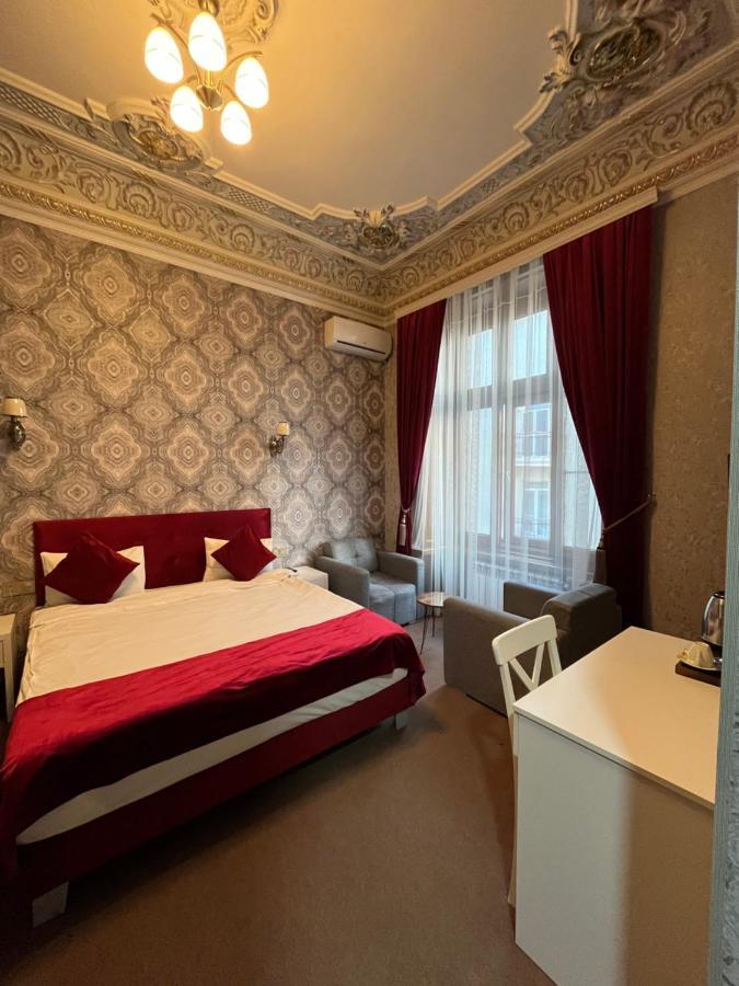 Nizami Hotel Baku Bagian luar foto