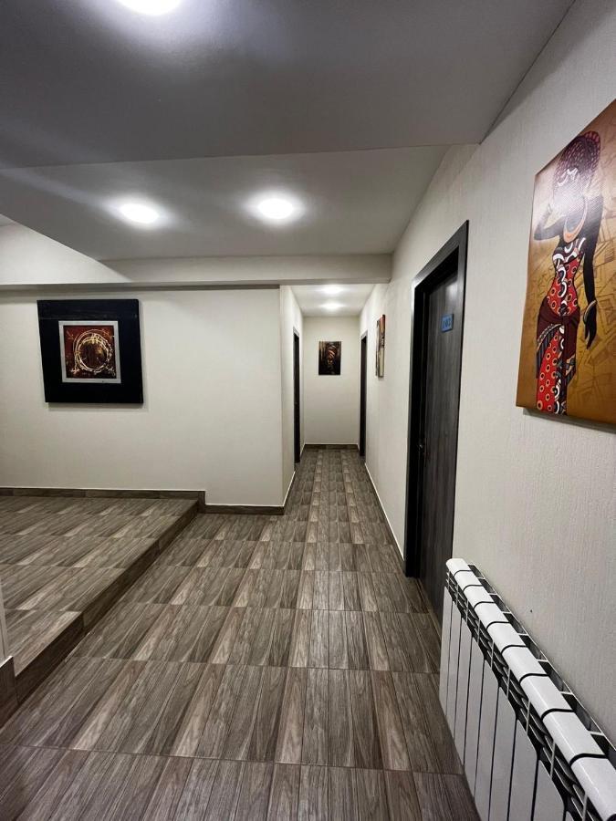 Nizami Hotel Baku Bagian luar foto