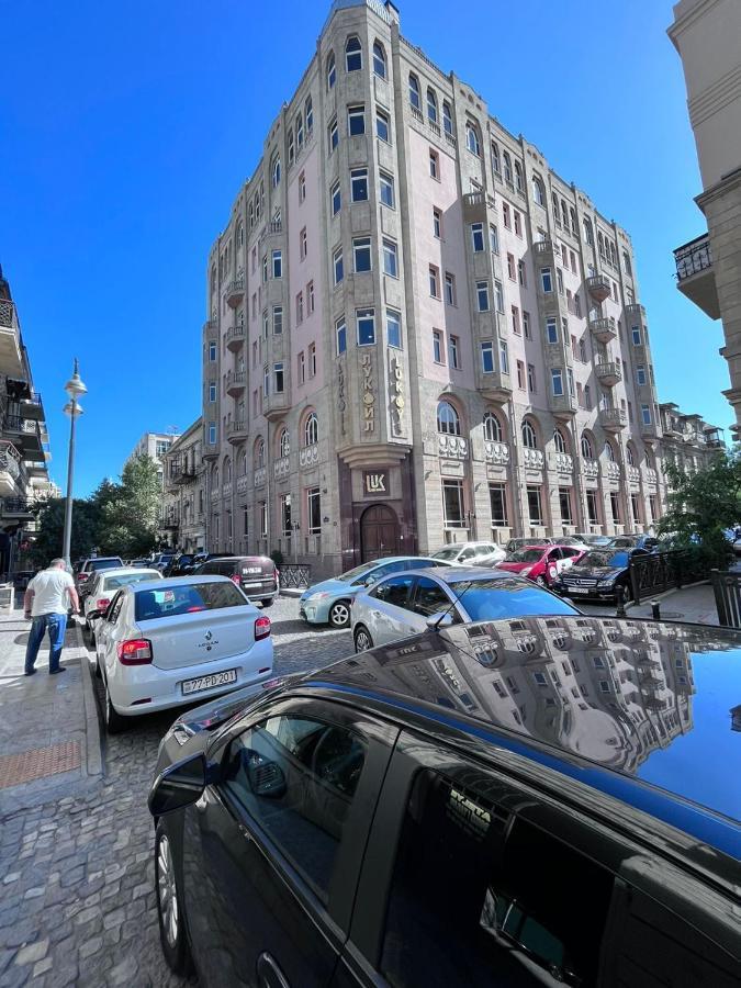 Nizami Hotel Baku Bagian luar foto