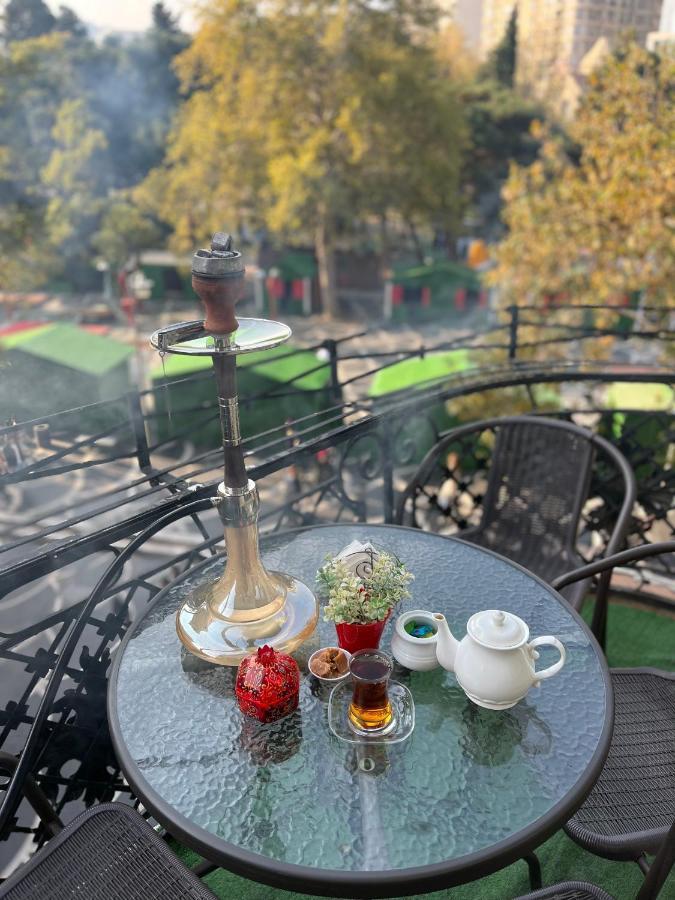 Nizami Hotel Baku Bagian luar foto