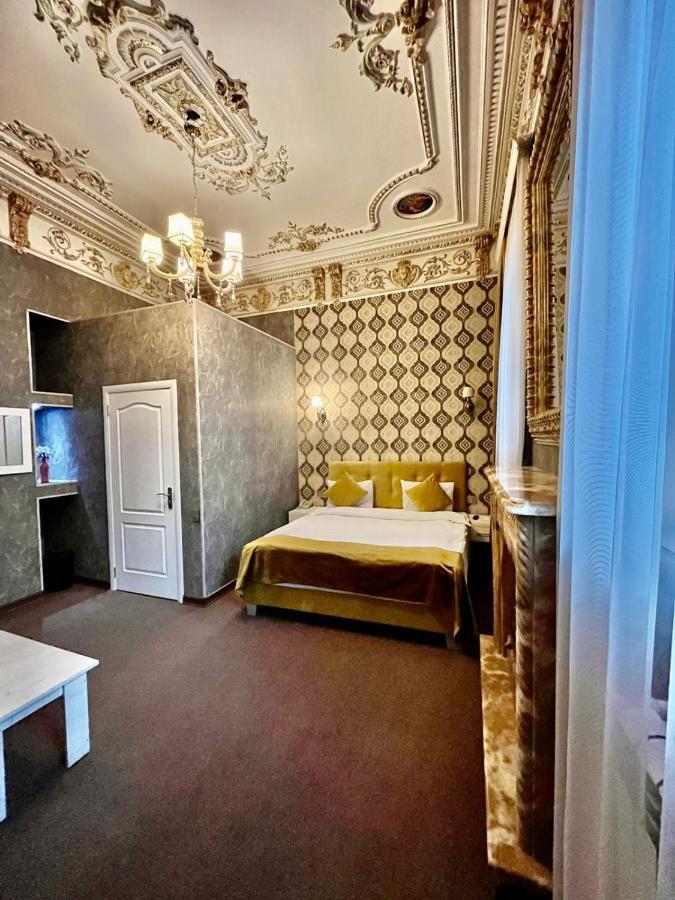 Nizami Hotel Baku Bagian luar foto