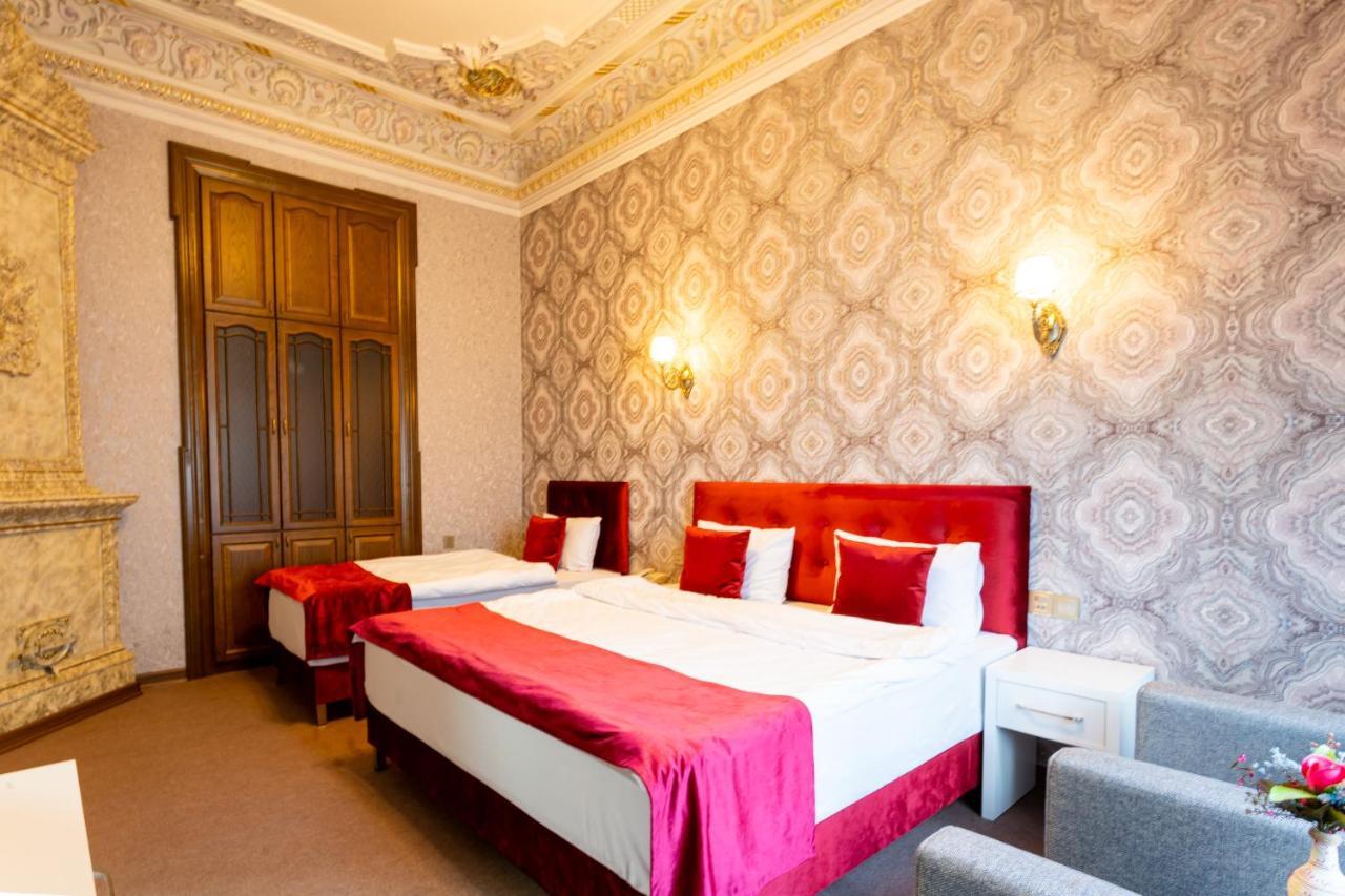 Nizami Hotel Baku Bagian luar foto