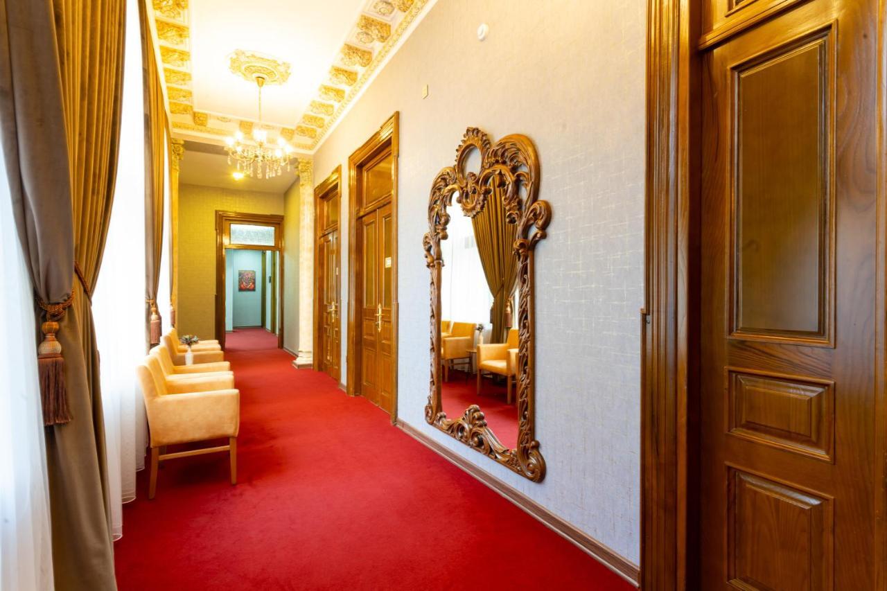 Nizami Hotel Baku Bagian luar foto